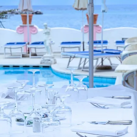 Отель Solemare & Beauty